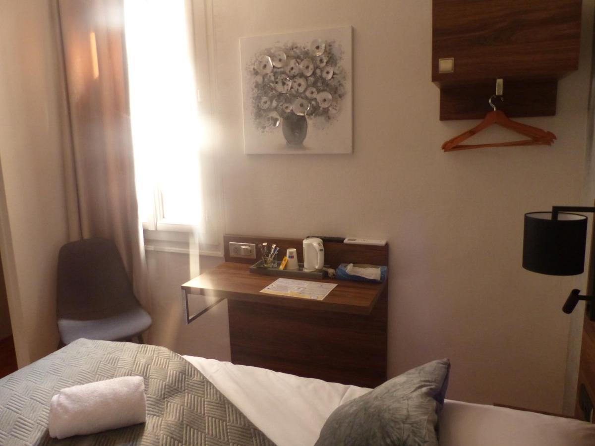 Hotel Le Rochegude ألبي المظهر الخارجي الصورة
